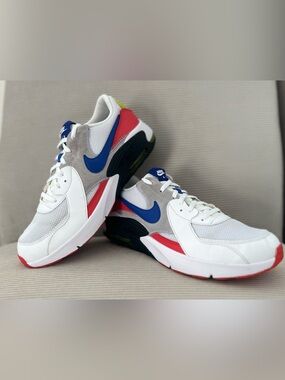 Nike Air Max Excee GS 'White Blue Red' - youth 7 / Women's 8.5)